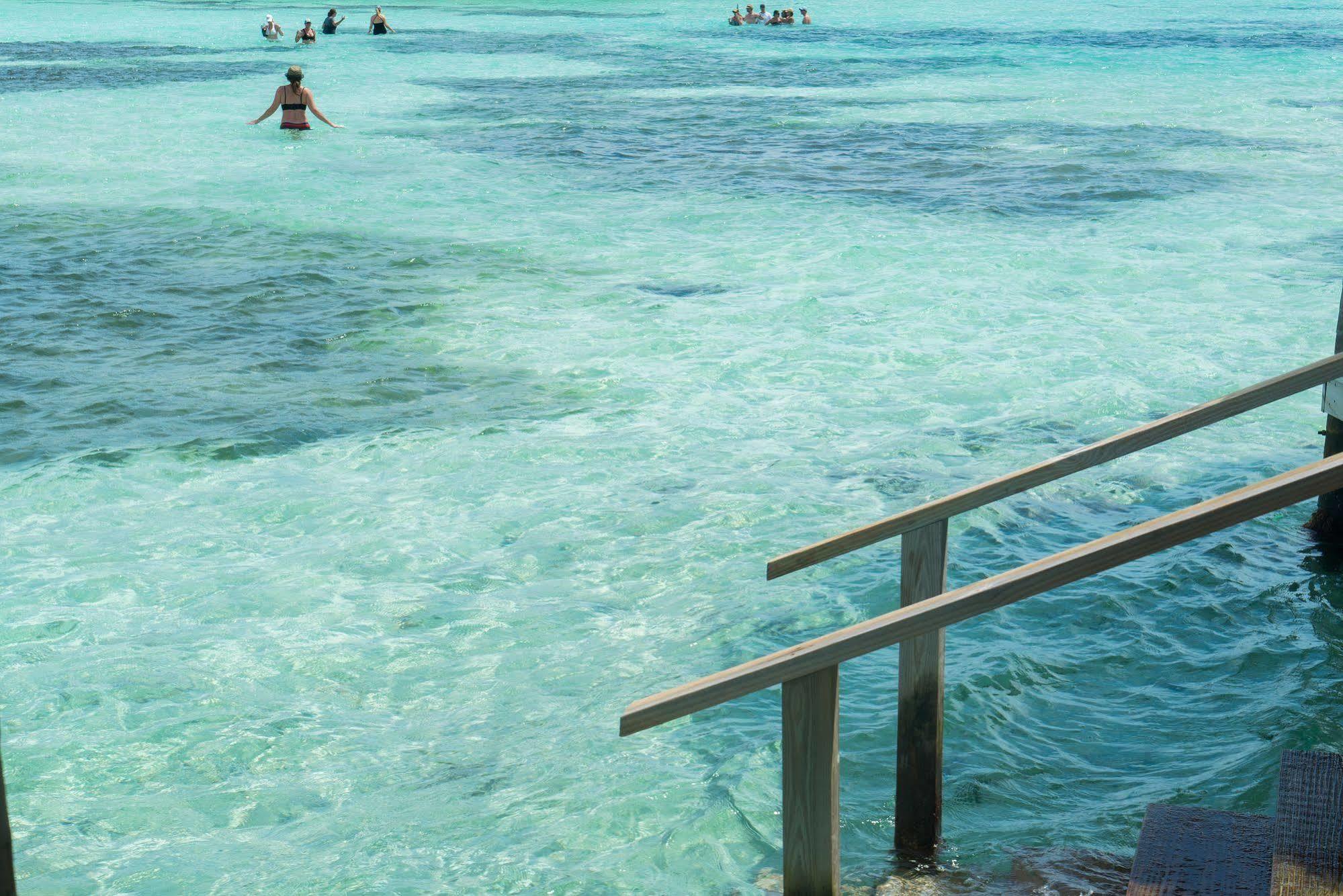 Thatch Caye Resort A Muy'Ono Resort Hopkins Exterior foto